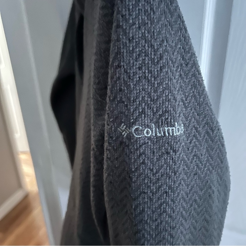 Columbia Charcoal Knit Pullover